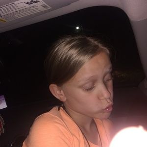 Meet your Posher, Deette